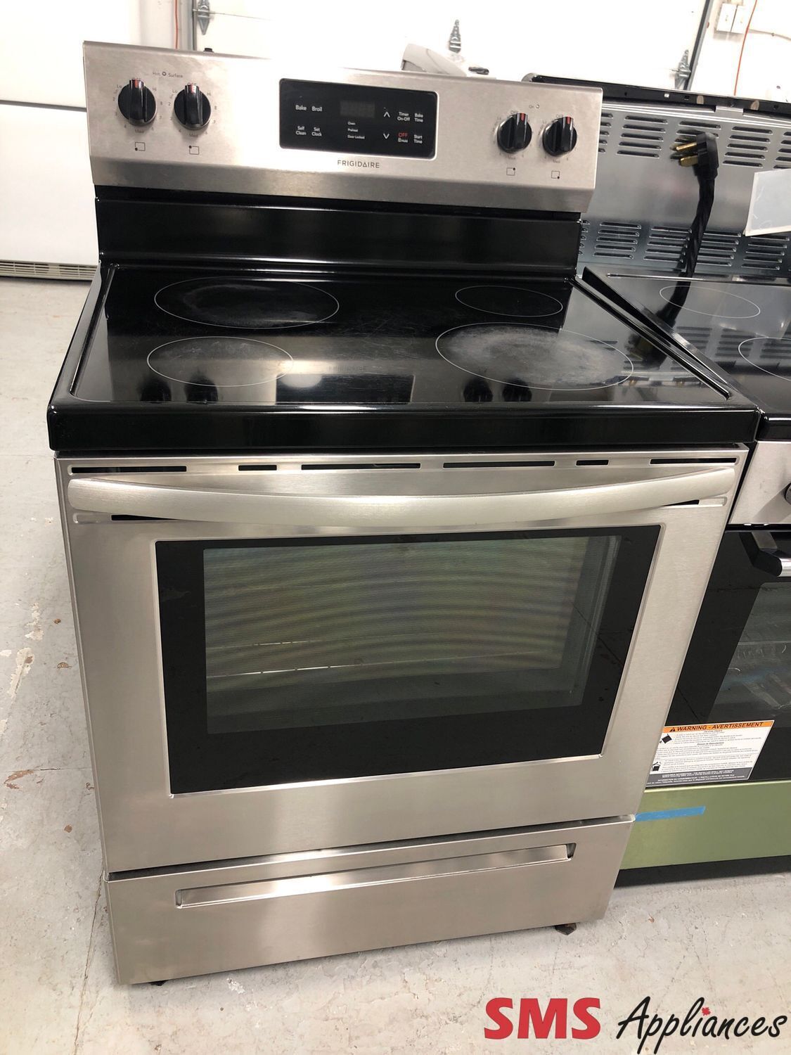 Frigidaire 30” Glass-Top Range CFEF3055TSC