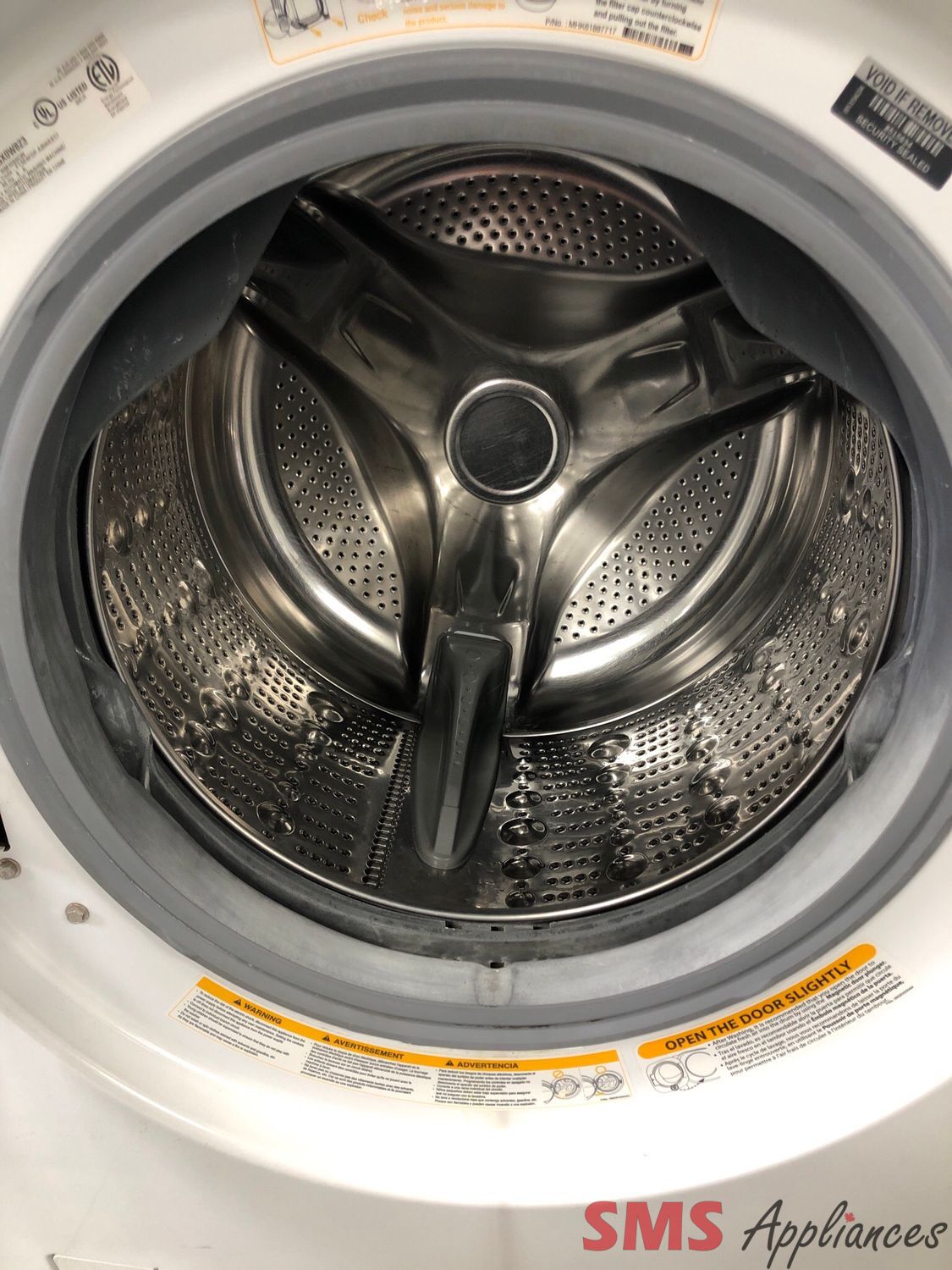 LG 4.6 Cu.Ft  Front-Load Washer  WM3050CW