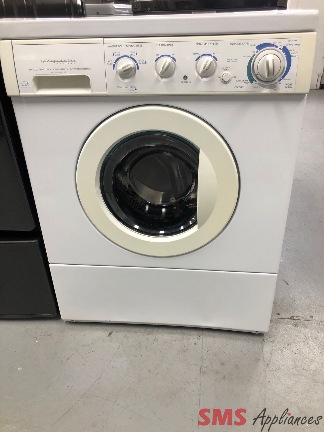 Frigidaire 3.2 Cu.Ft Front-Load Washer GLTF1240AS0