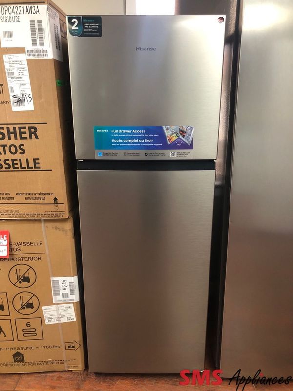 Open Box-Scratch & Dent Hisense 24''  Top Mount Refrigerator RT12A2CSE Open Box-Scratch & Dent Hisense 24''  Top Mount Refrigerator RT12A2CSE