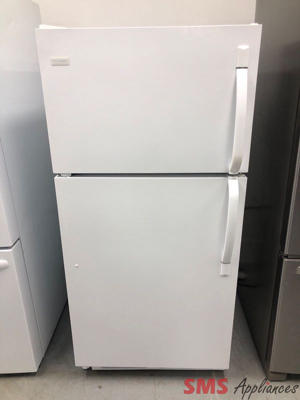 Frigidaire 28'' Top-Freezer Refrigerator FFHT1513LZD Frigidaire 28'' Top-Freezer Refrigerator FFHT1513LZD