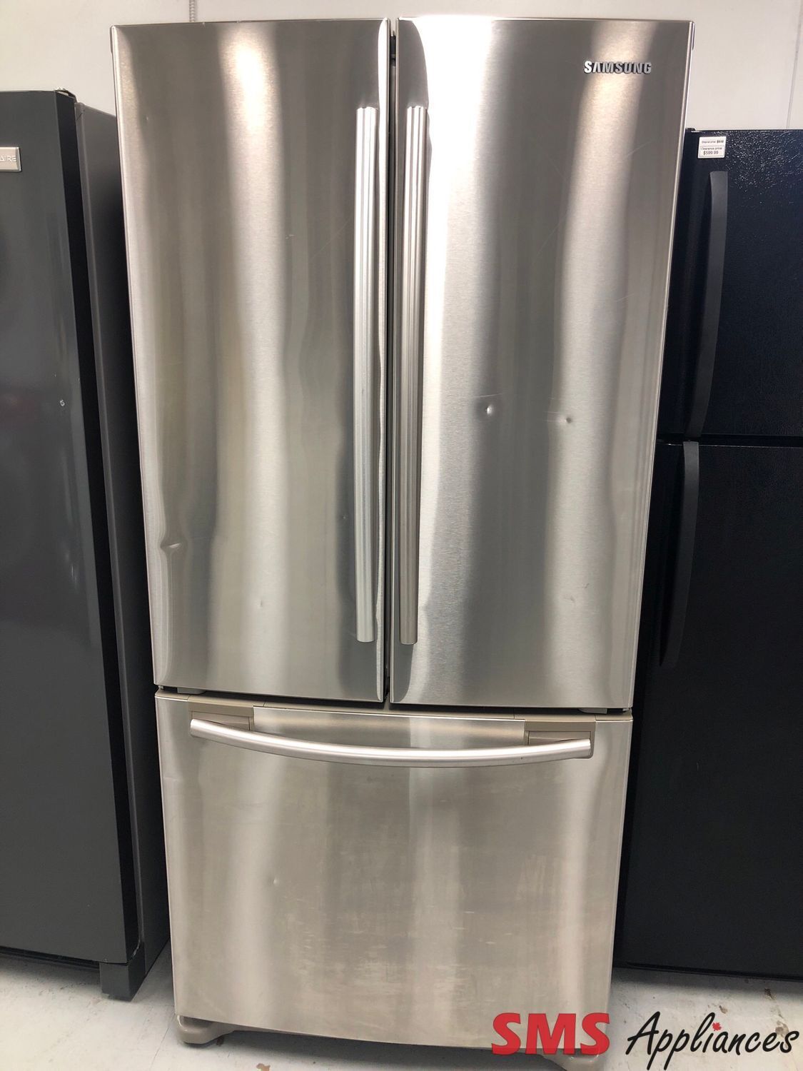 Samsung 33'' French Door Refrigerator RF197ACRS Samsung 33'' French Door Refrigerator RF197ACRS