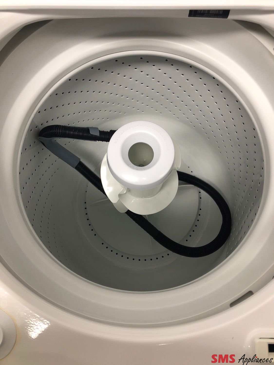 Whirlpool 3.5 Cu.Ft Top-Load Washer WTW4616FW2