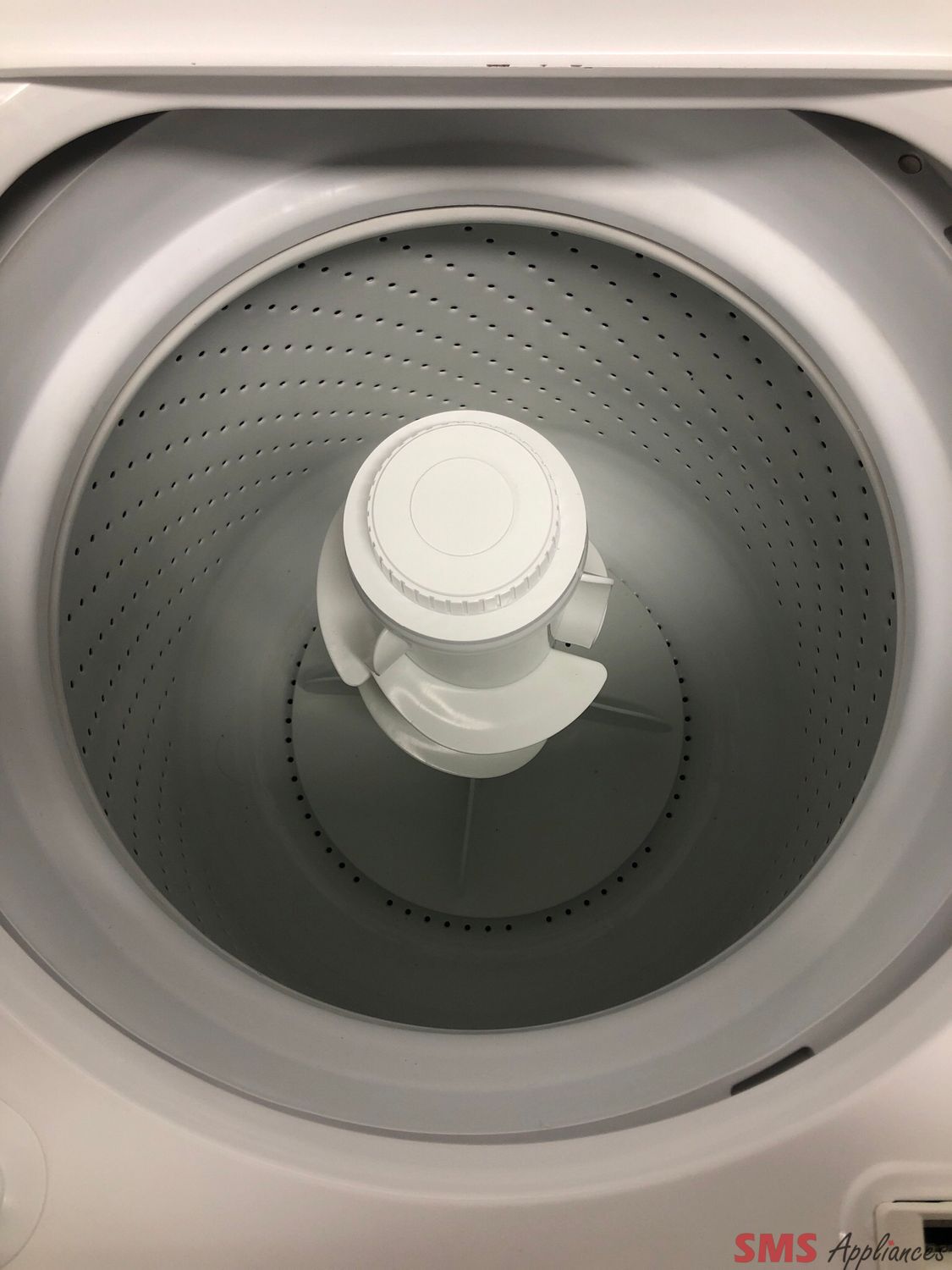 Amana 3.5 Cu.Ft  Top-Load Washer NTW4516FW3