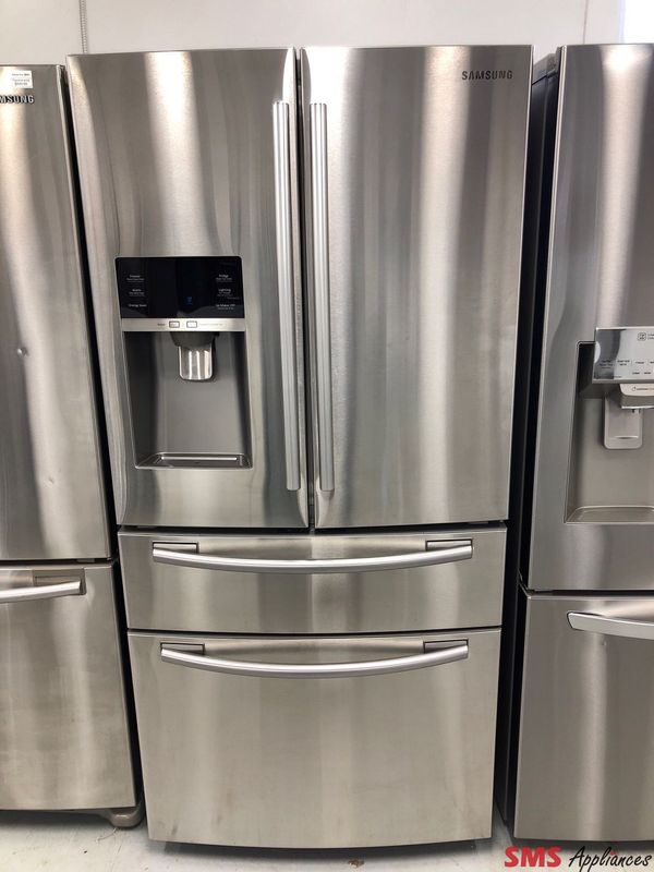 Samsung 33'' French Door Refrigerator RF25HMEDBSR