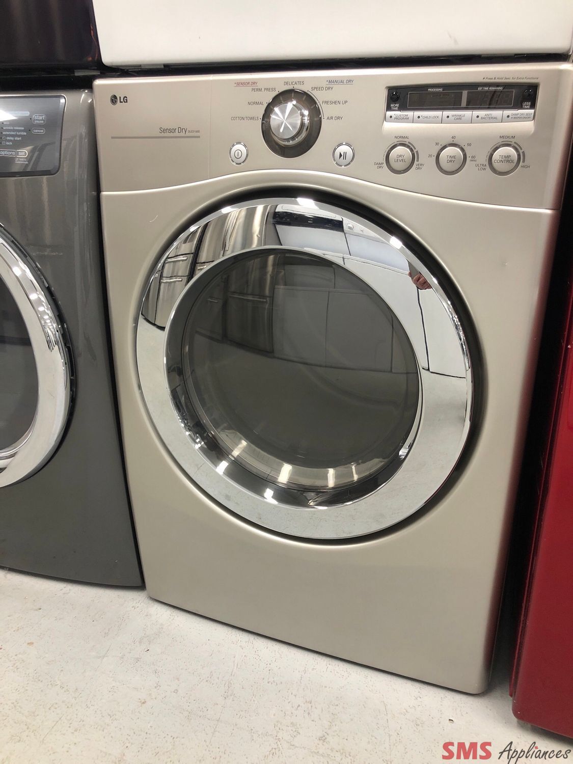 LG 7.0 Cu.Ft Front-Load Dryer DLE2150S