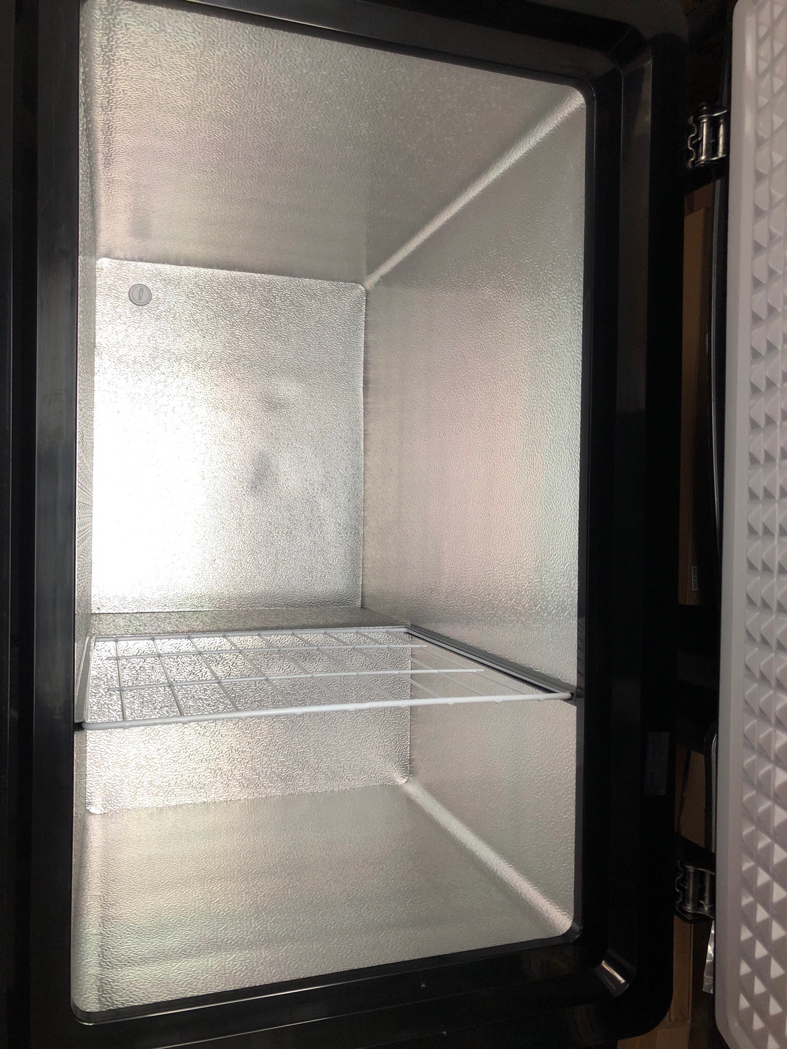 Danby 5.5 Cu.Ft Chest Freezer DCF055A2BP