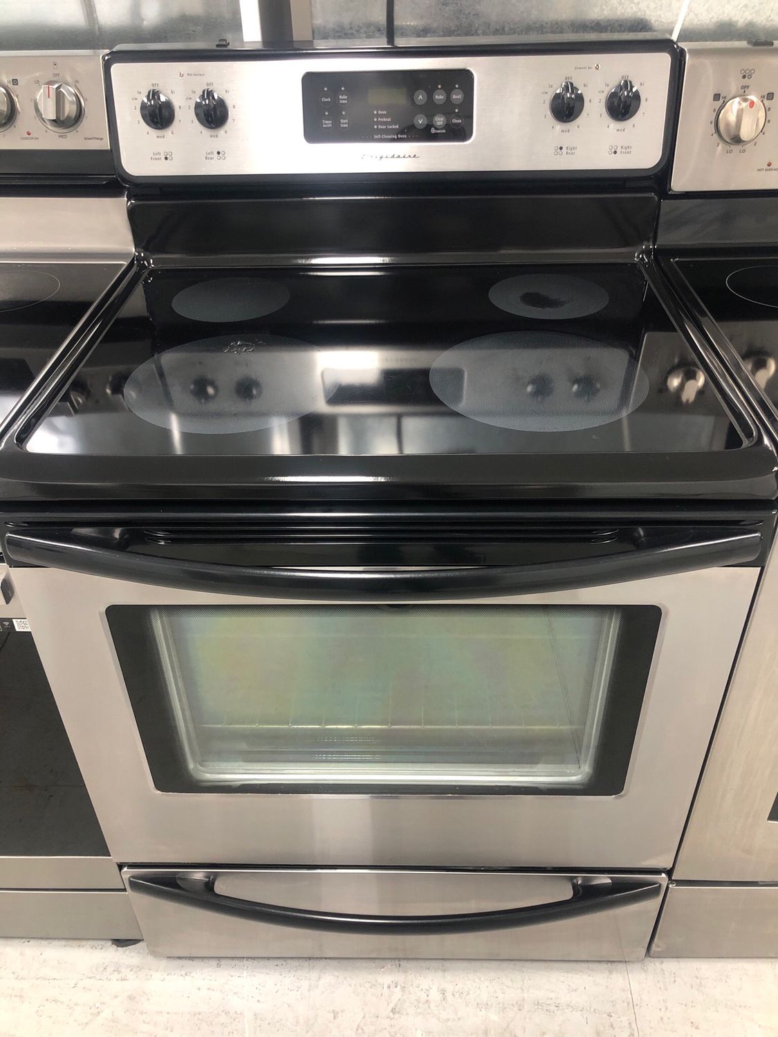 Frigidaire 30” Glass-Top Range CFEF366GCB