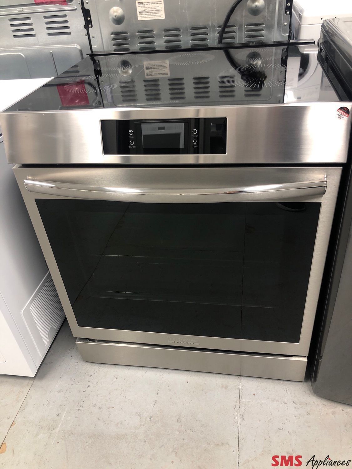 Open Box-Scratch and Dent Frigidaire Gallery 30” Induction Range GCFI306CBF Open Box-Scratch and Dent Frigidaire Gallery 30” Induction Range GCFI306CBF