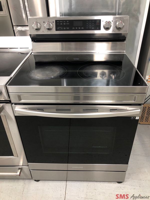 Samsung 30” Glass-Top Range NE63A6511SS