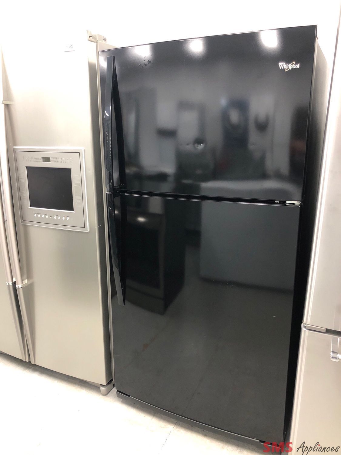 Whirlpool 33” Top-Freezer Refrigerator  WRT351SFYB00