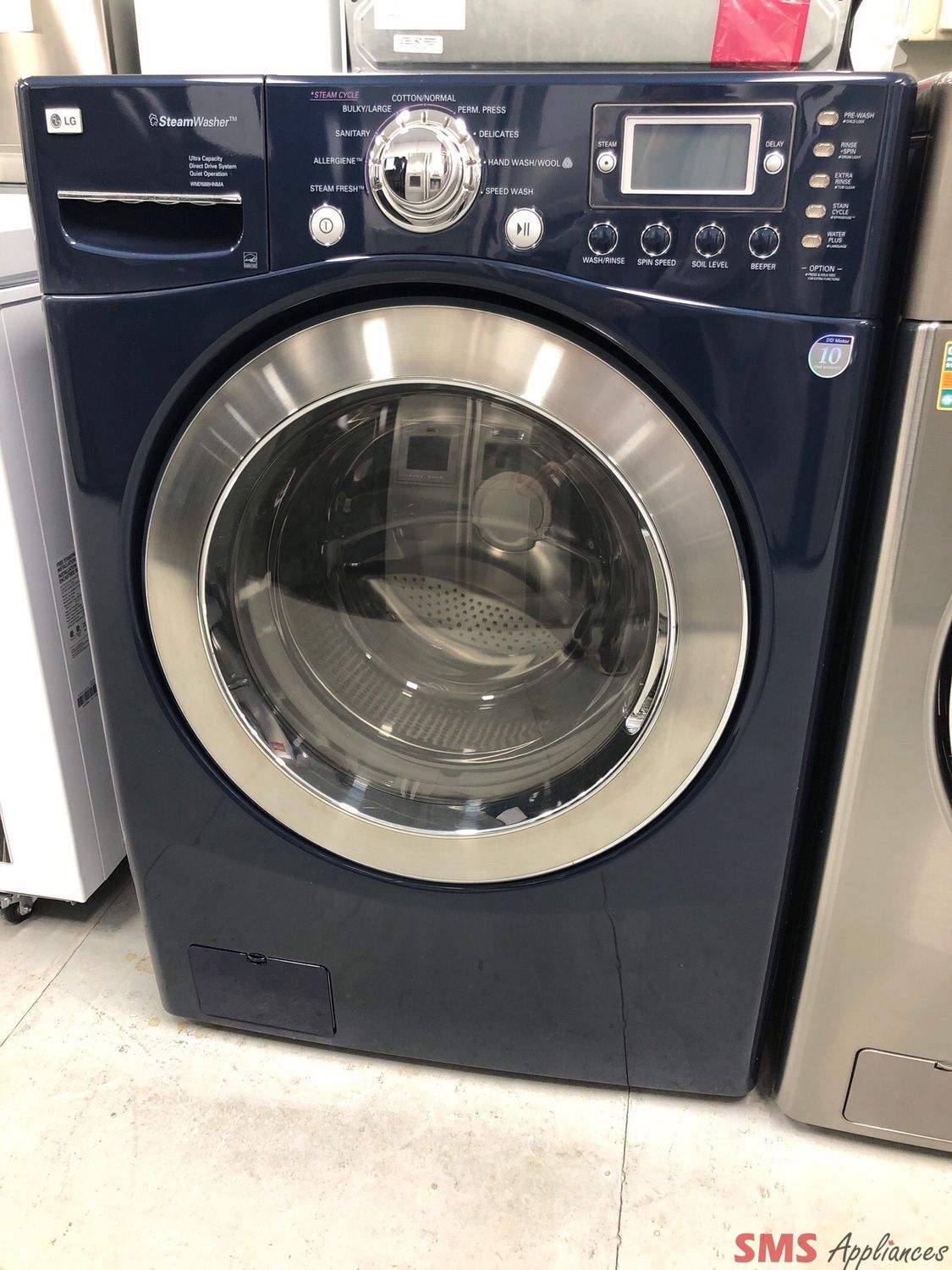 LG 4.2 Cu.Ft Front-Load Washer WM2688HNMA LG 4.2 Cu.Ft Front-Load Washer WM2688HNMA