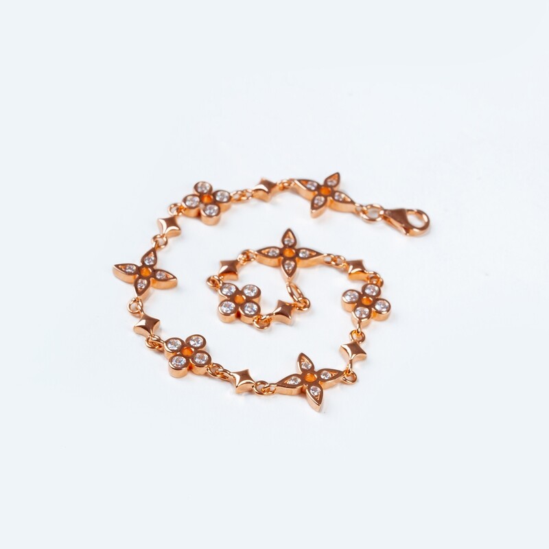 Alhambra Bracelet in Rose Gold
