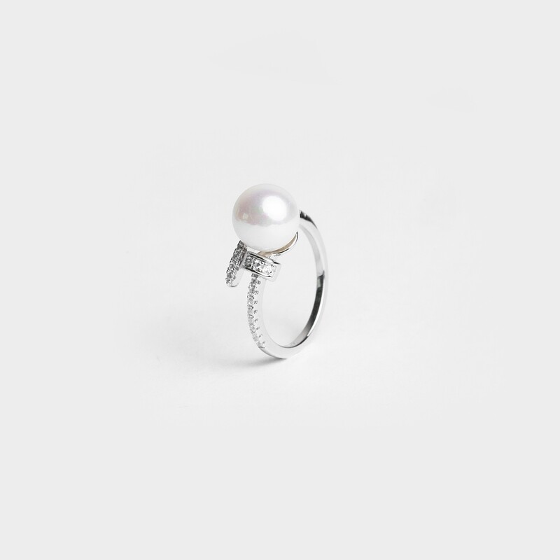 Olivia Pearl Ring
