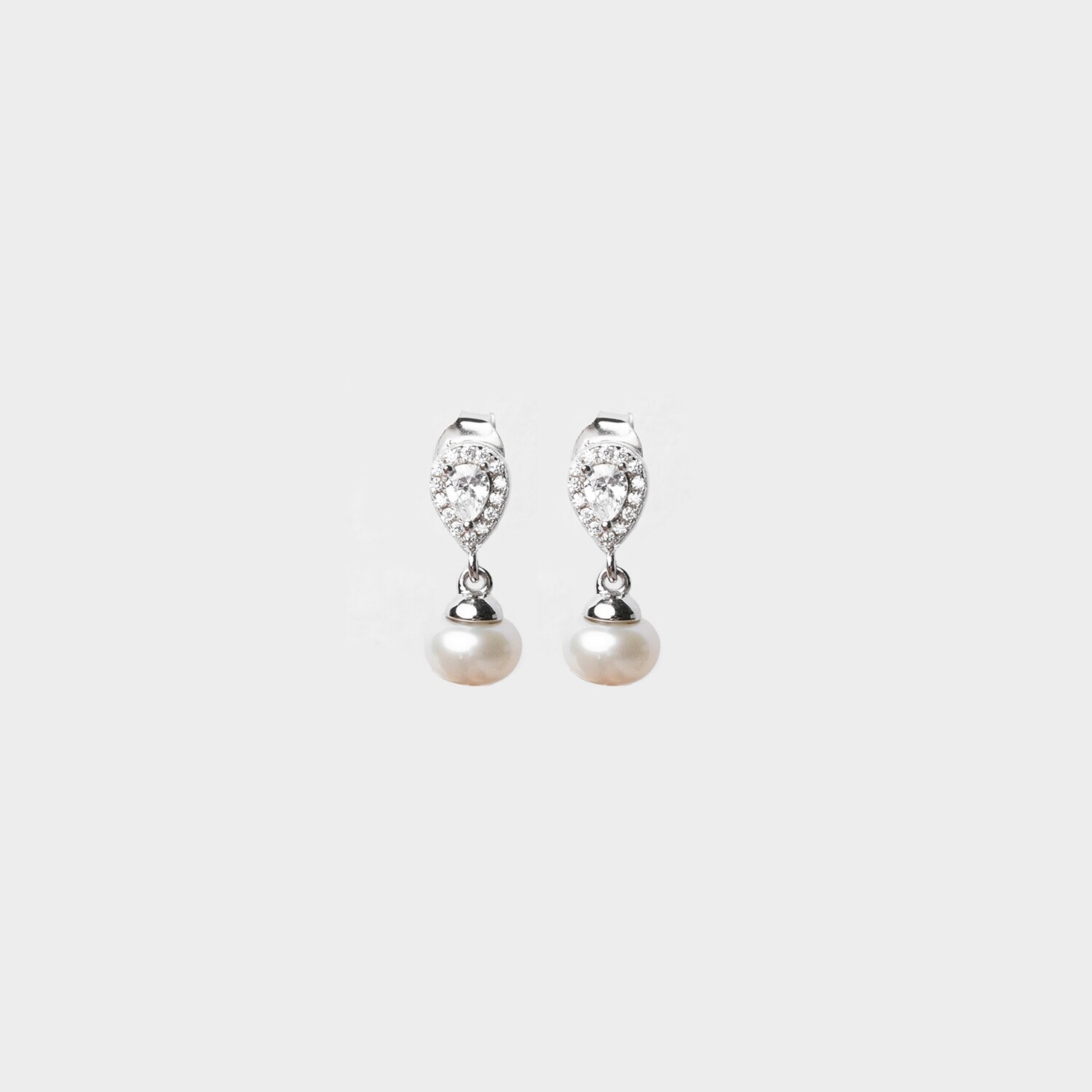 Petite Pearl Dangling Earrings