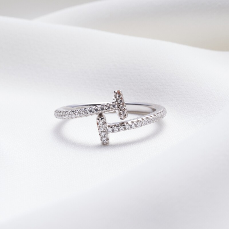 Ava Casual Ring