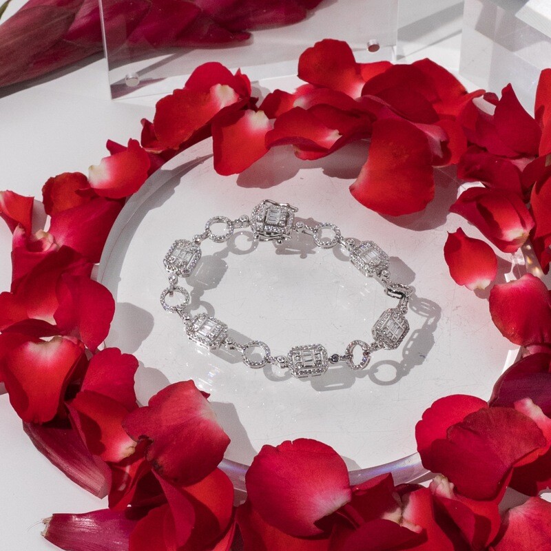 Alia Bracelet