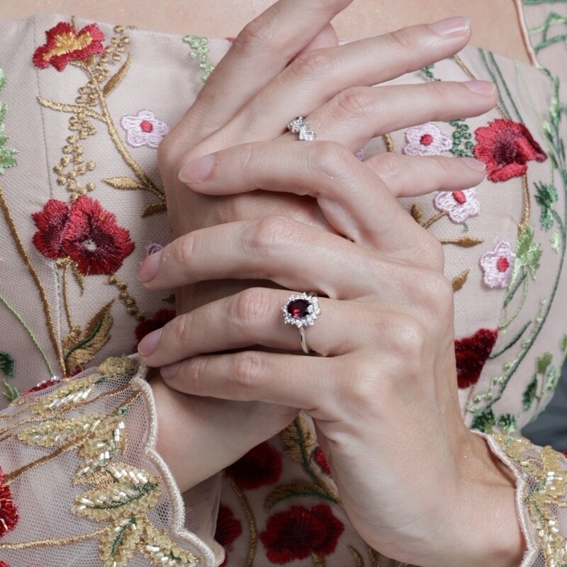 Victoria Flower Ring in Ruby Red