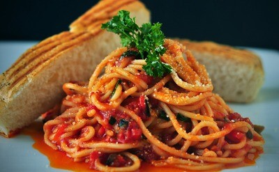Padažai makaronų patiekalams, pomidorų pasta