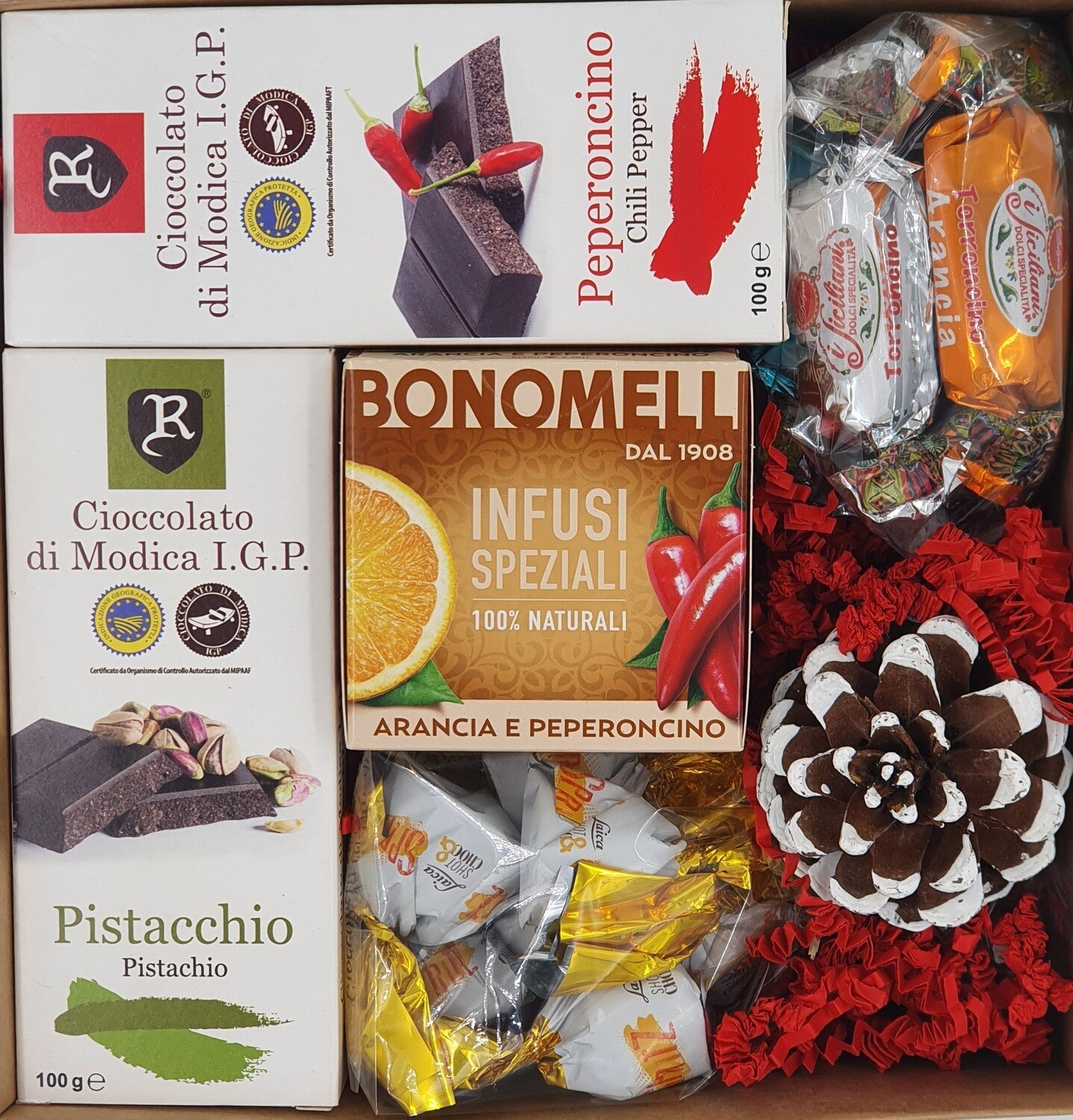Saldumynų rinkinys  dėžutėje &#39;&#39;Dolci Auguri&#39;&#39;