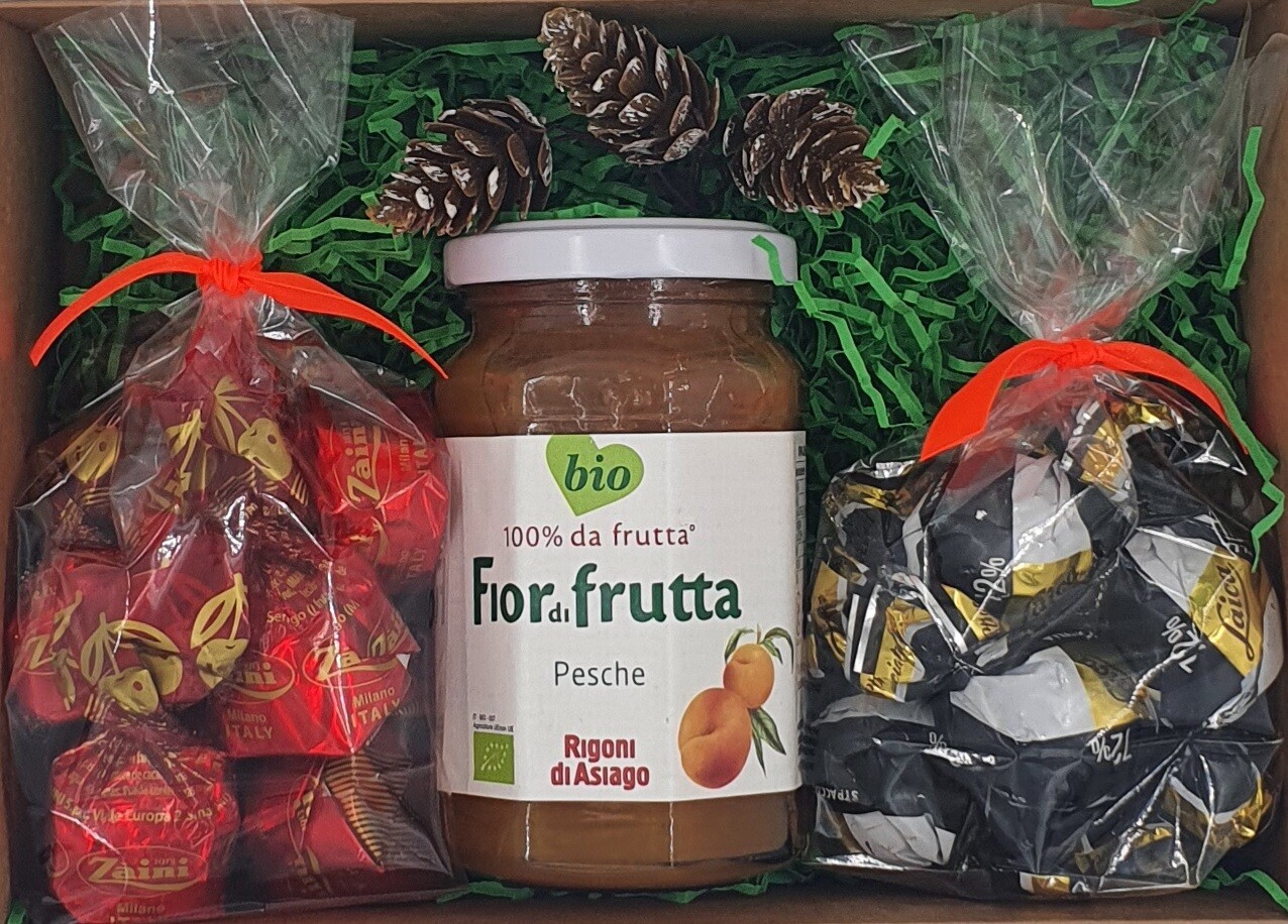 Šventinis rinkinys  dėžutėje &#39;&#39;Frutta&#39;&#39;