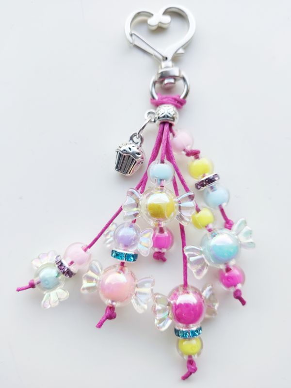 Sleutel / tassenhanger Pakket DIY fuchsia roze snoepjes