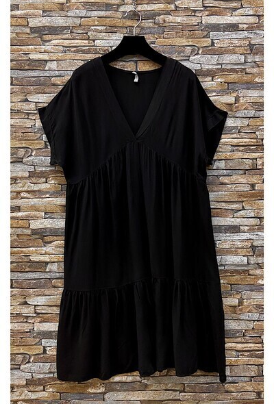 V-neck black flowy dress