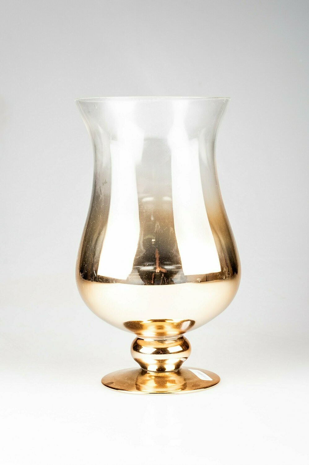 Gold And Clear Hurricane Vase Medium decorations