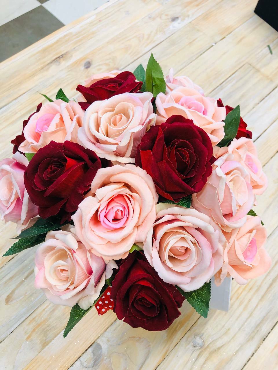 18 Velvet Roses Arrangements In Round Flower Box