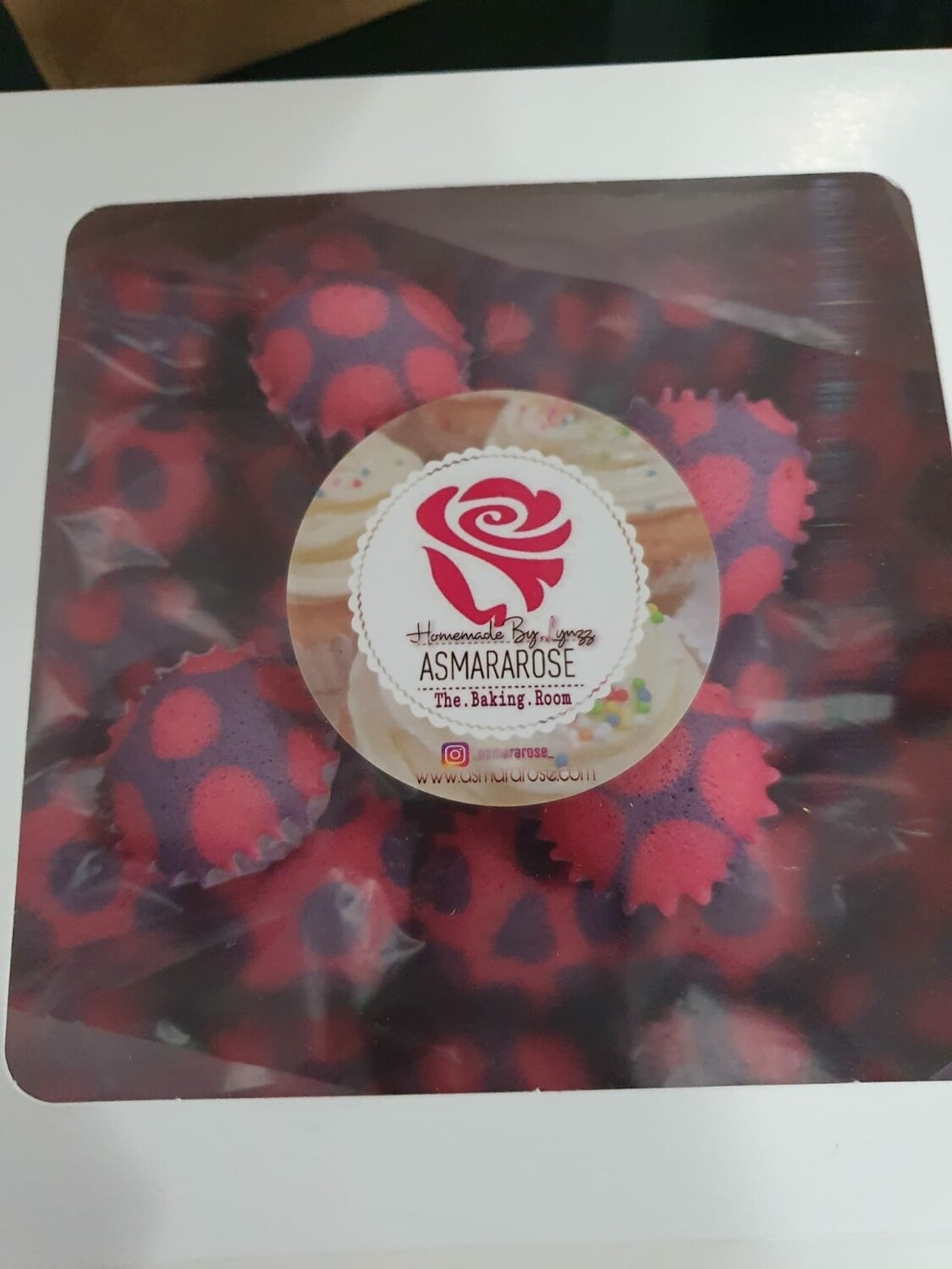 Mini Steamed Blossom Cupcakes