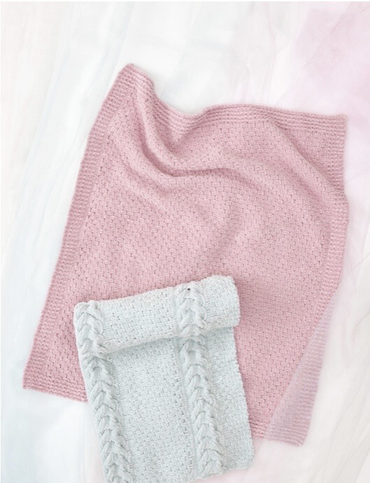 Jb733 2 Designs Of Blankets Chunky In Flutterby