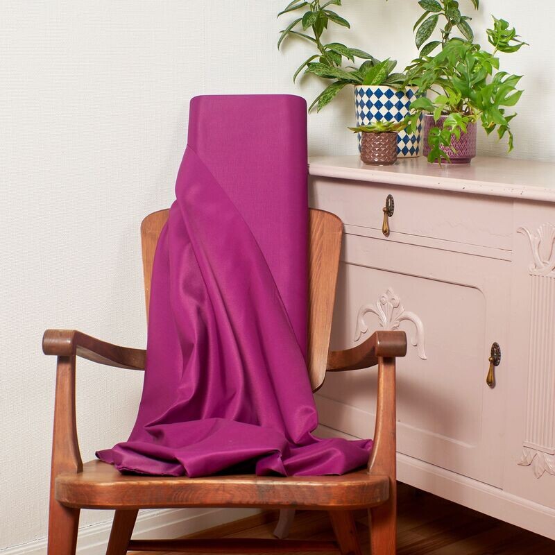 Plommonlila Bävernylon