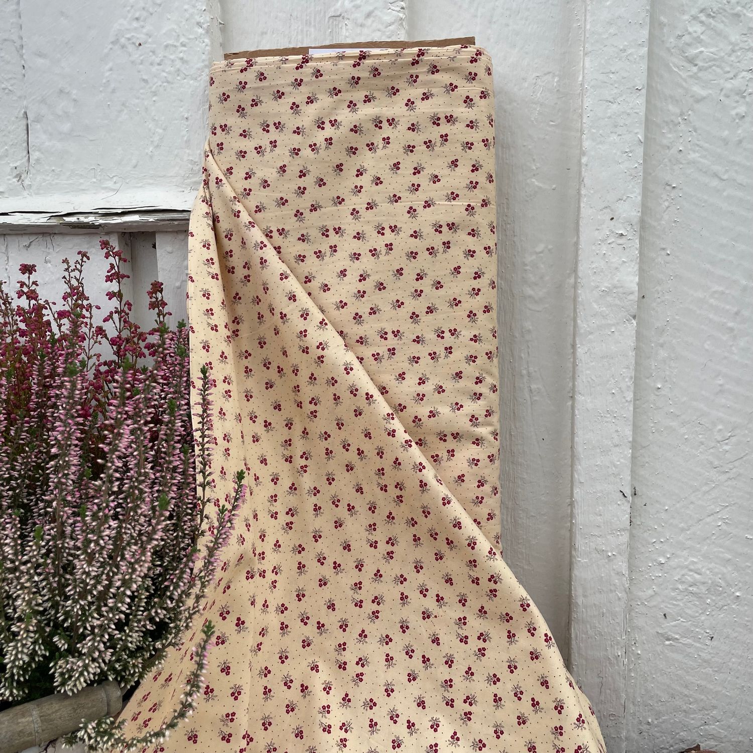 Småblommor Röd