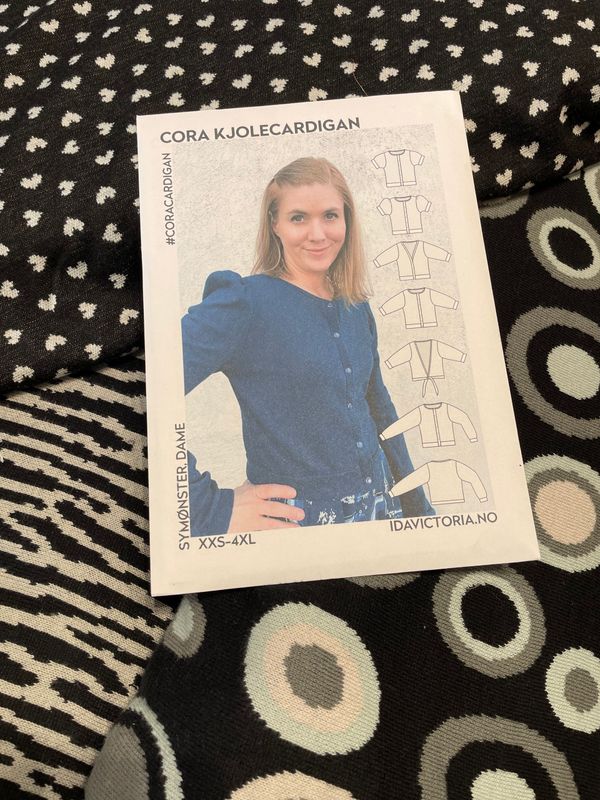 Cora kjole cardigan