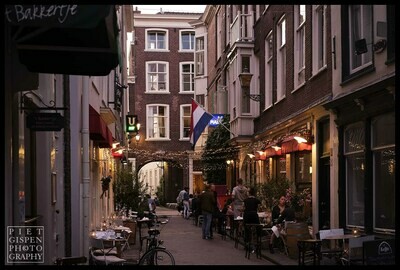 Oude Molstraat in de avond / Oude Molstraat in the evening