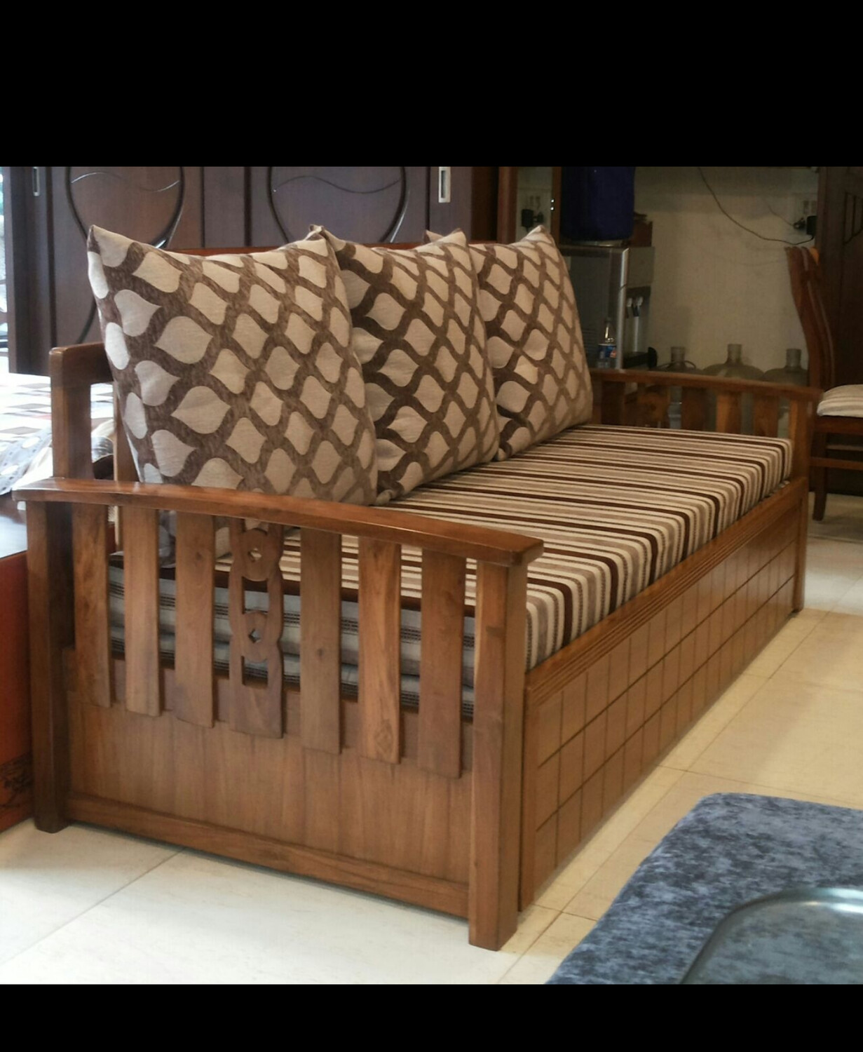 Sofa | cushion | headboard capsule 