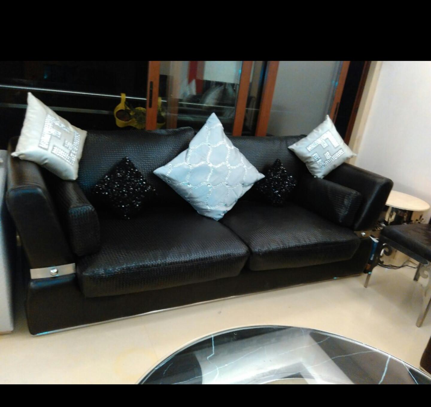 Sofa | cushion | headboard capsule 