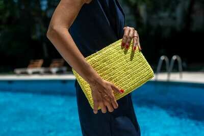 YELLOW CLUTCH