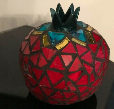 GLASS MOSAIC RED