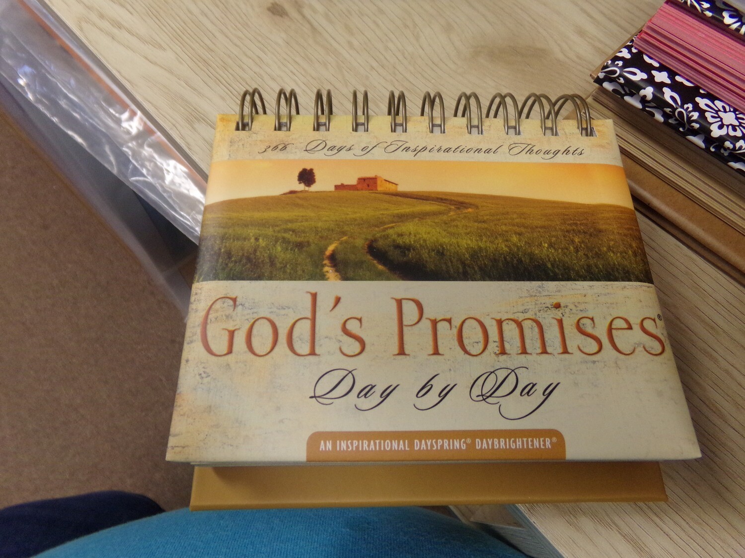God's Promises Day by Day Inspirational Calendar