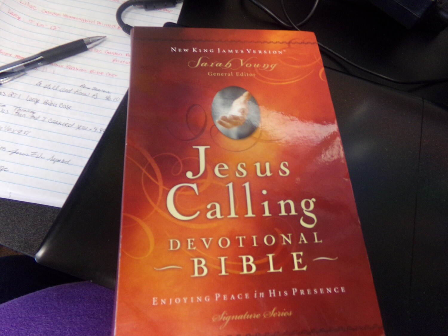 Jesus Calling Devotional Bible