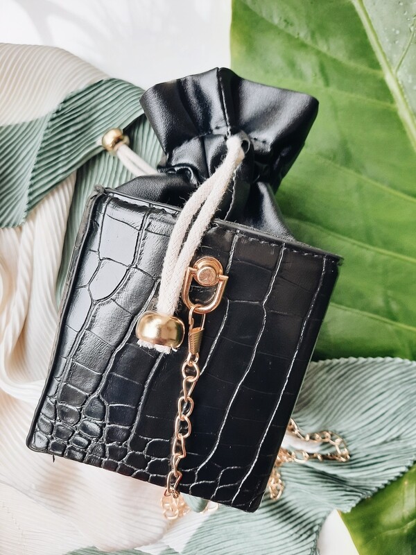 Box It Drawstring Mini Handbag