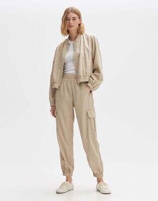 MABECCA Leichte Jogpants Relaxed mit Cargo Details 20019 soft oat OPUS