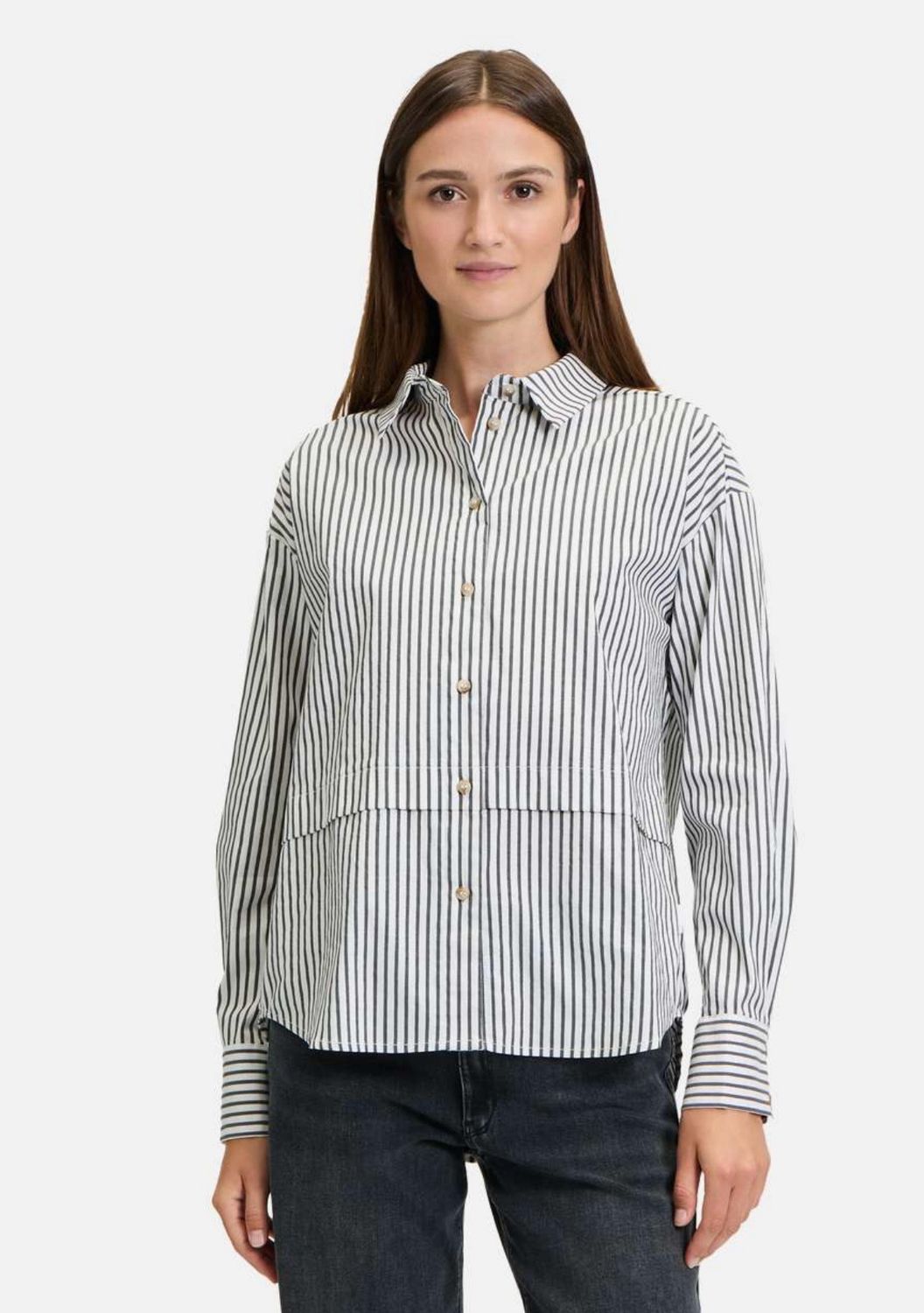 8822/3337-1891 Hemdbluse mit Streifen  BETTY&CO fällt groß aus