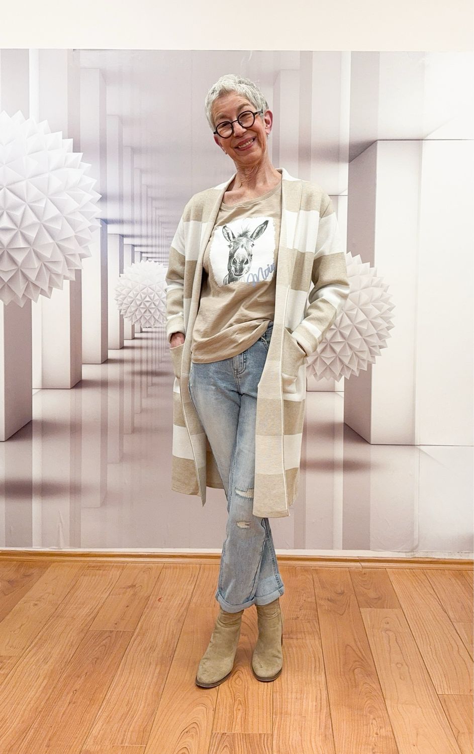 4626ZOI edler Cardigan sand milk       ZWI LLINGSHERZ fällt gut aus