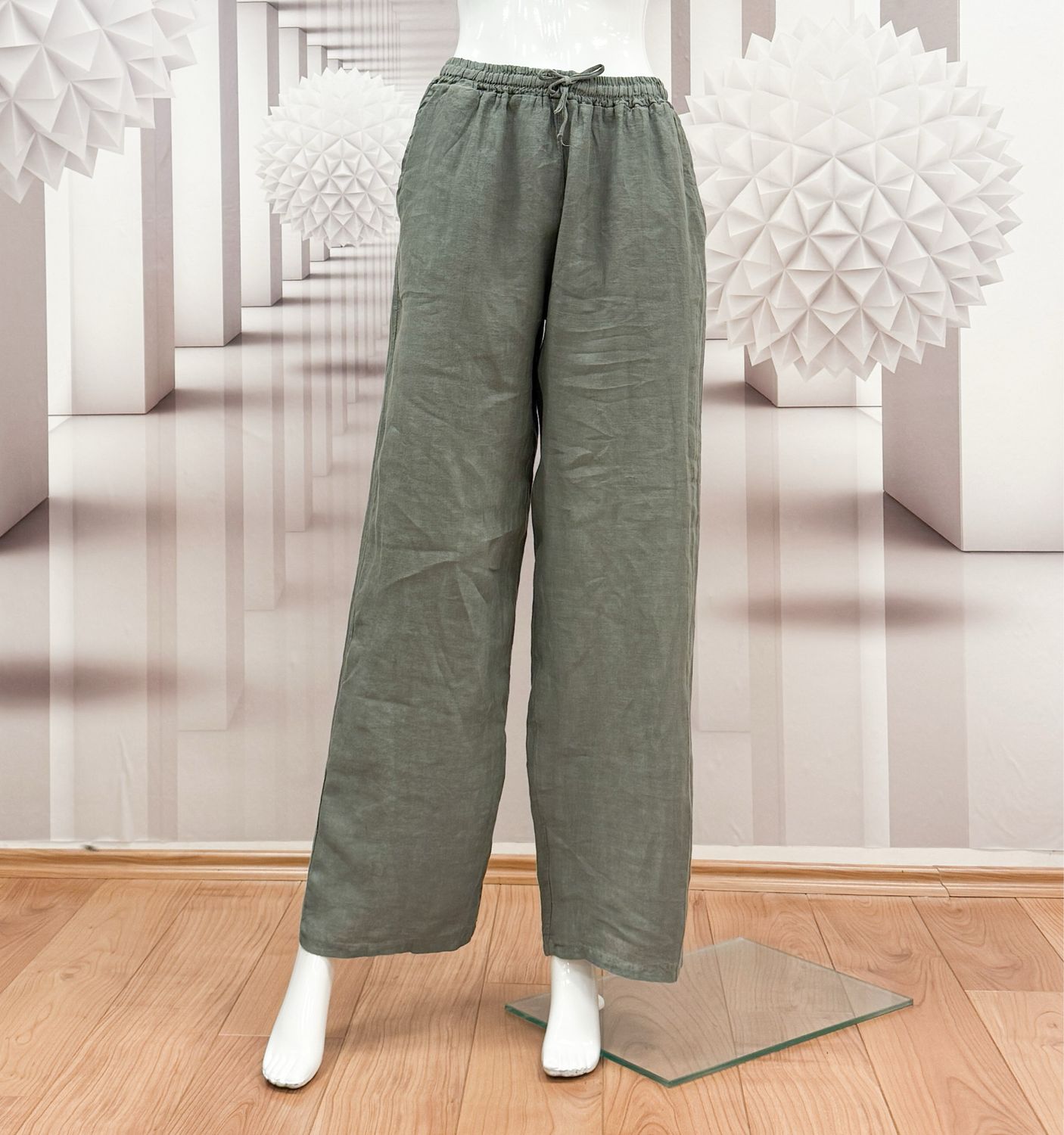 15001 Leinenhose oversized khaki LEINENLIEBE one size 38-44