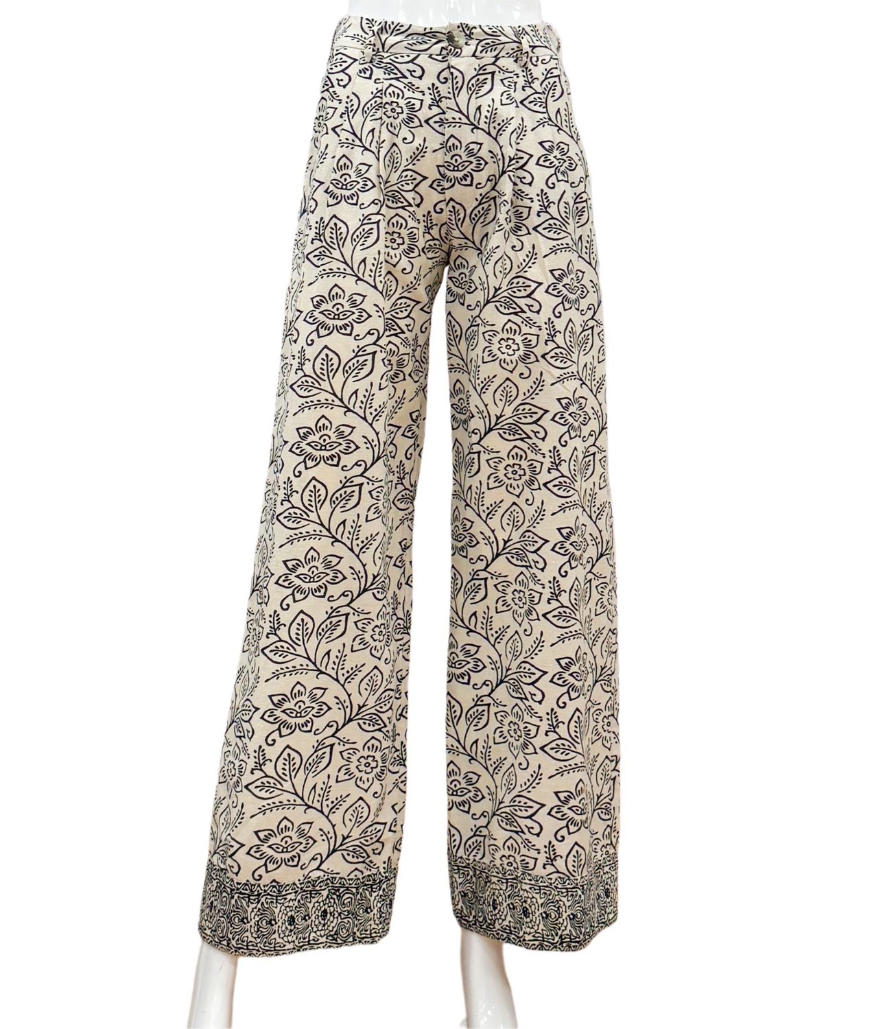 LOLO white lies BW Hose vanille blau MAISON HOTEL