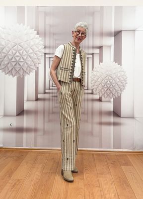 BOHO Weste und Hose , Ledergürtel braun MAISON HOTEL, Shirt ESVIDID
