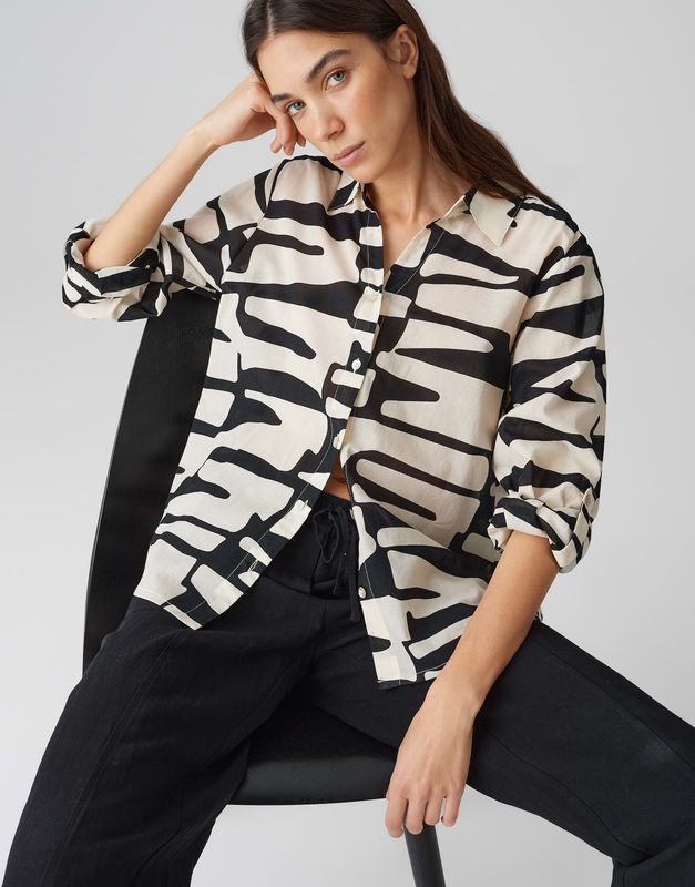 FUMANI JUNGLE Loose Printbluse aus leichtem Cotton Voile 900 black OPUS FUMANI JUNGLE Loose Printbluse aus leichtem Cotton Voile 900 black OPUS
