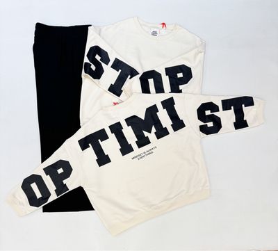 Sweater " OPTIMIST " offwhite black THE SHIRT PROJEKT, Culotte black OPUS